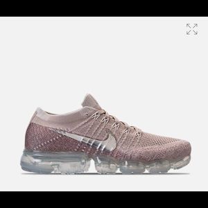 WOMEN'S NIKE AIR VAPORMAX FLYKNIT RUNNING SHOES